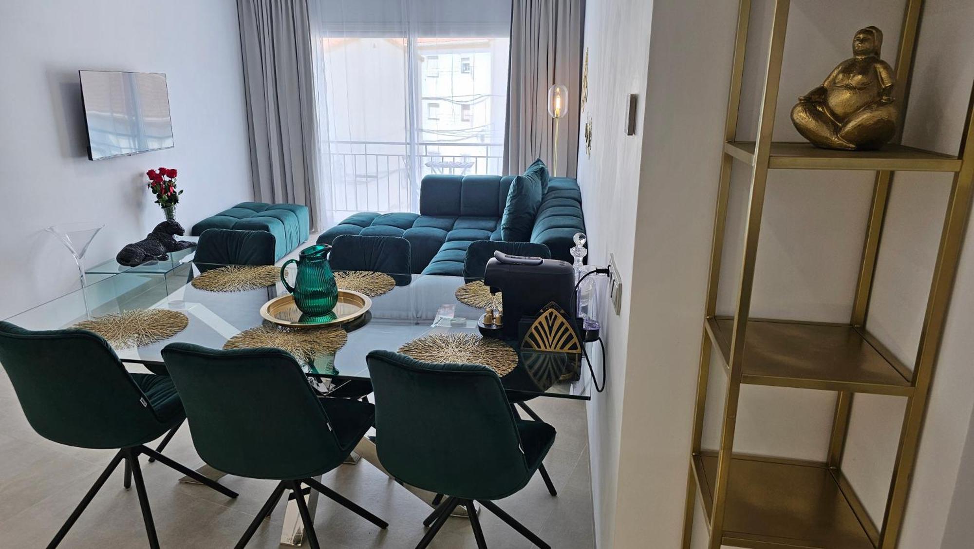 Oasis Jacuzzi Retreat Appartement Marbella Buitenkant foto