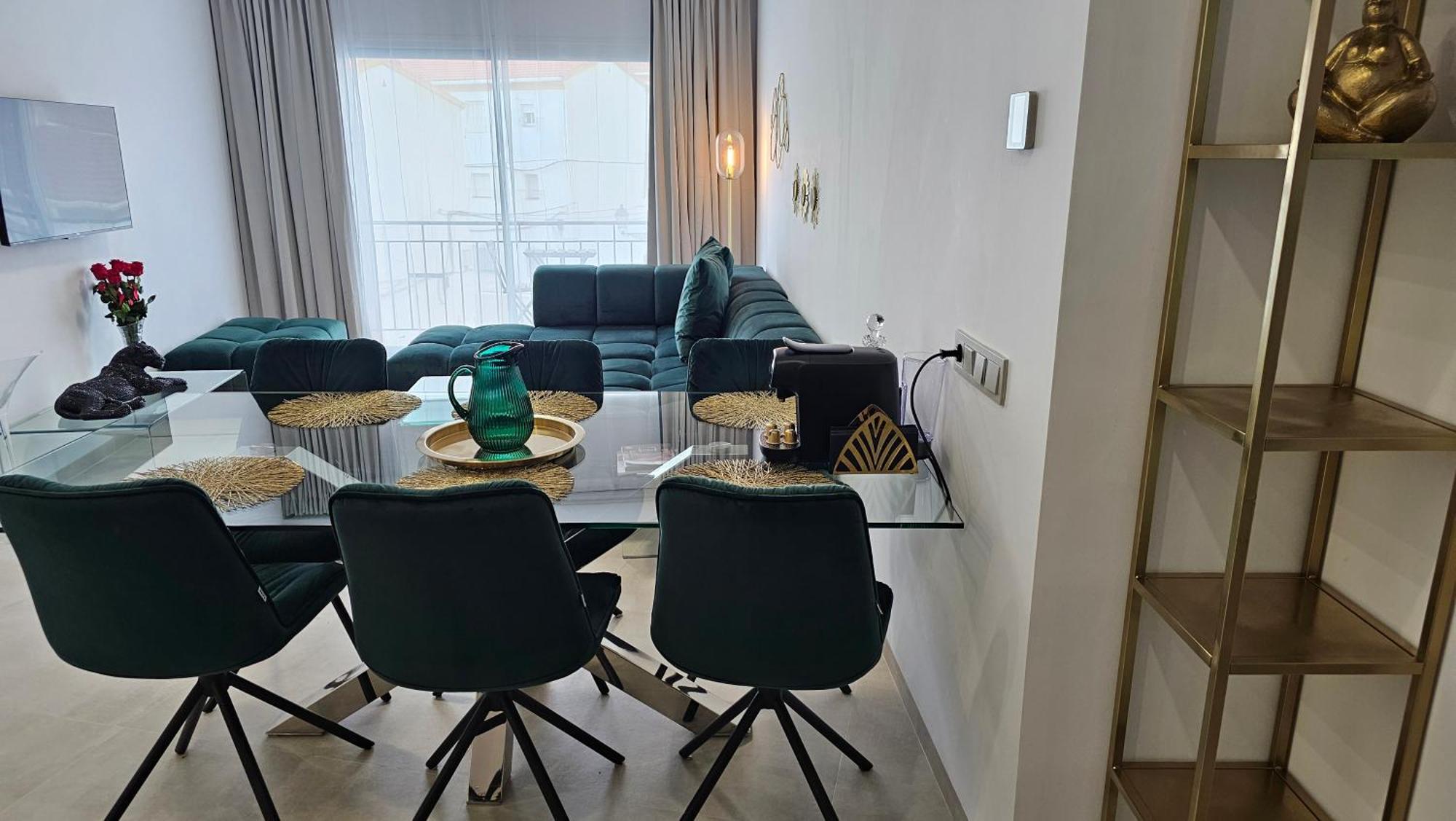 Oasis Jacuzzi Retreat Appartement Marbella Buitenkant foto